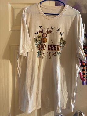 Boo Sheet Graphic Tee - Cream